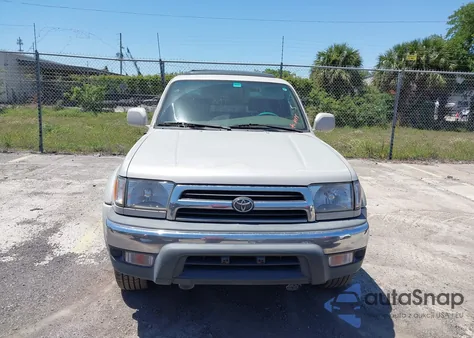 2000 Toyota 4Runner Sr5 V6 from USA, damaged, VIN JT3GN86R1Y0157086